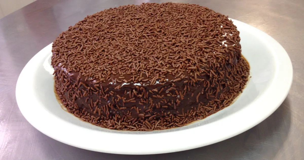 Receita de Bolo de Chocolate Molhadinho