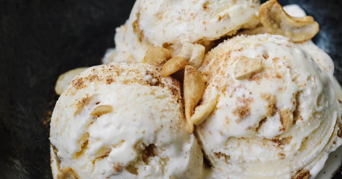 Bolinho de Mandioca com Carne Seca Assado