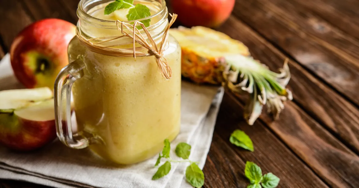 Receita de Suco Detox de Abacaxi Simples
