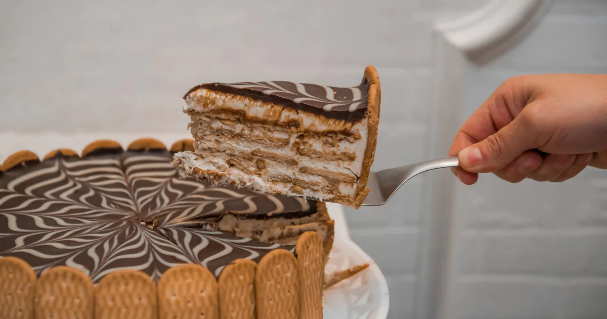 Receita de Torta de Bolacha Simples