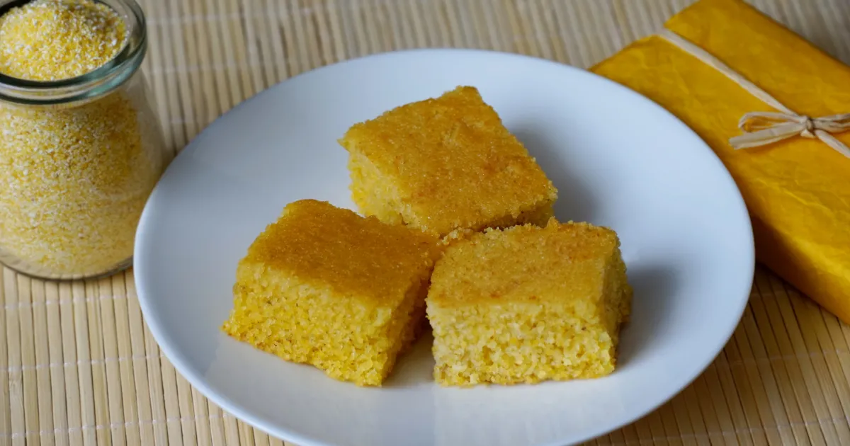 Bolo de milho sem glúten e sem lactose