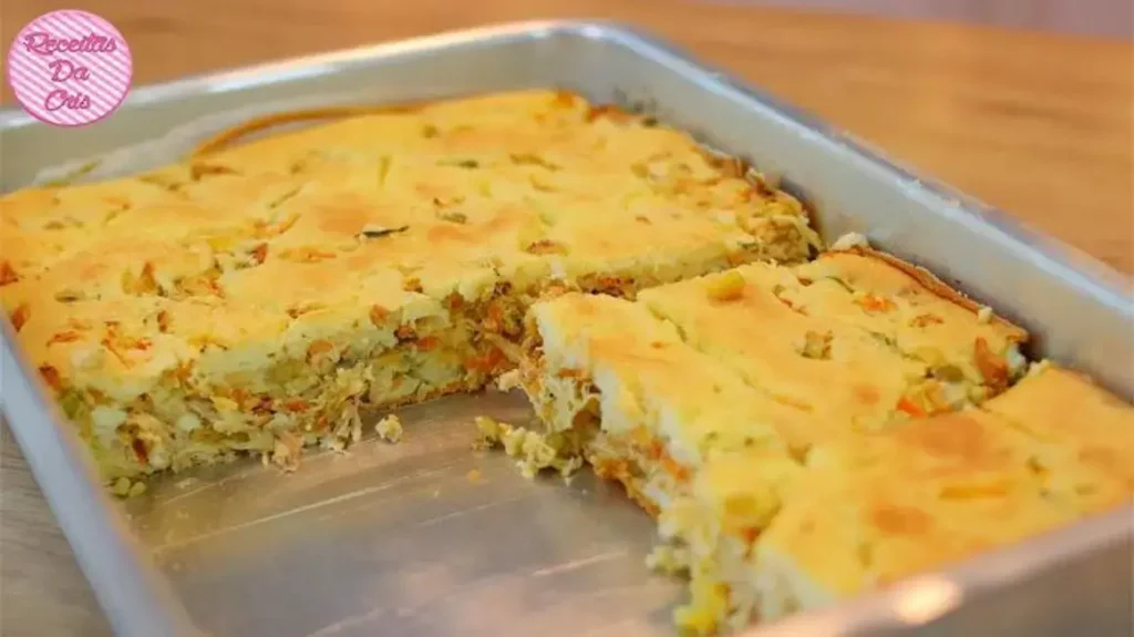 Torta de Frango Cremosa: Como Aproveitar Sobras de Geladeira em Uma Receita Prática
