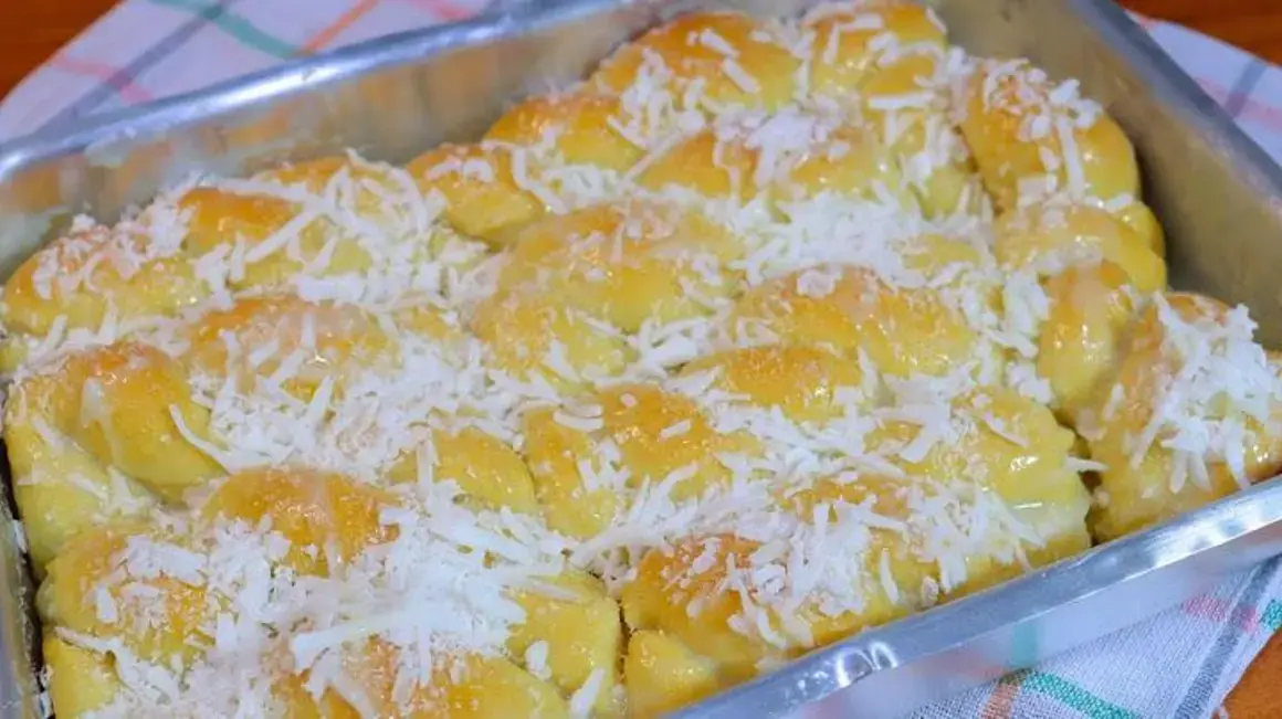 Pão Caseiro de Leite Condensado: Como Fazer um Pão Fofinho Igual de Padaria