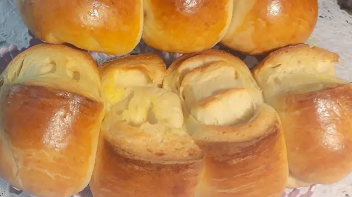 Pão Caseiro: Minha Receita Fácil e Rápida para um Sabor Inigualável e Fofo