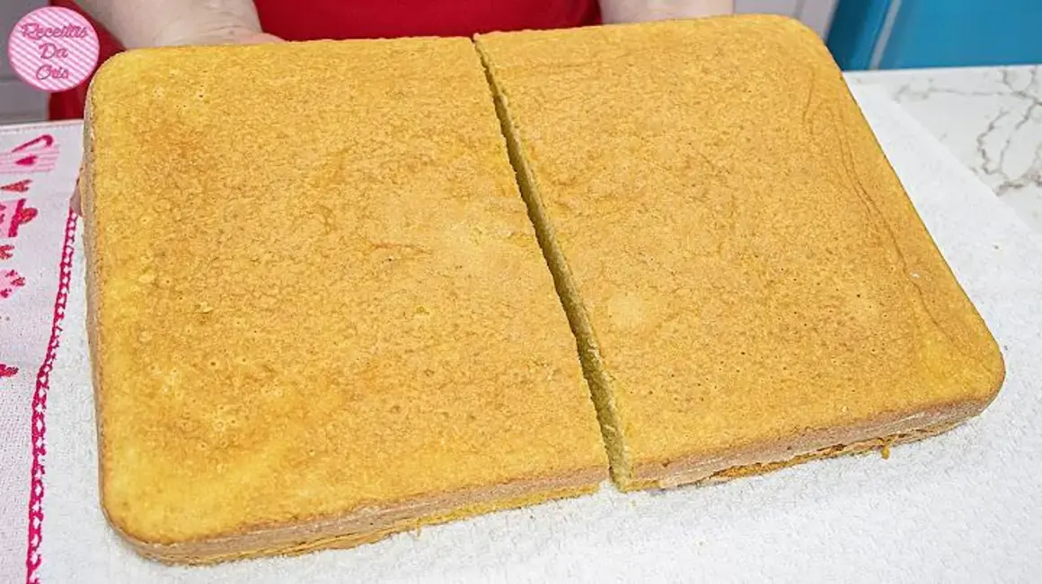 Receita de Bolo Pão de Ló Feito no Liquidificador: Fofinho e Fácil de Fazer